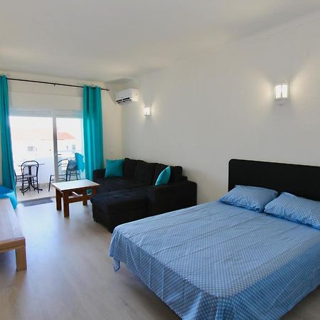 Appartamento Azzurro / Ocean View / 5 Min To Beach Албуфейра Екстер'єр фото